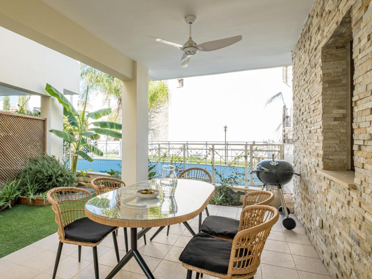 Sanders Aqua Park Resort - Precious 3-Bedroom Holiday Home With Shared Pool Limassol Exterior photo